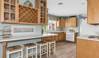 649 Main Ave, Bay Head, NJ 08742