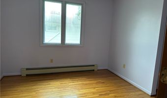 150 Jeffrey Dr, Amherst, NY 14228