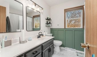2105 E Sylvan Cir, Brandon, SD 57005