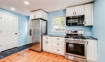 849 S GLEBE Rd, Arlington, VA 22204