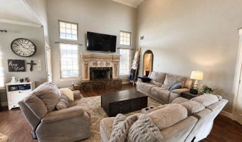 201 Avenue N, Abernathy, TX 79311