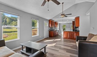 665 Rocky Summit Rd, Bean Station, TN 37708