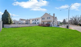 133 Wentworth Ave, Albertson, NY 11507