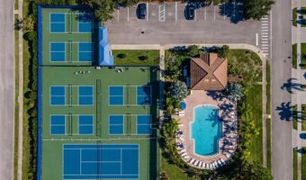 5422 SUNSET FALLS Dr, Apollo Beach, FL 33572