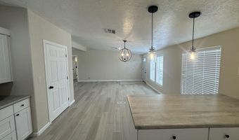 338 E CEDAR Ave, Bloomfield, NM 87413