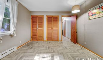 420 Pine Land Dr SE, Ada, MI 49301