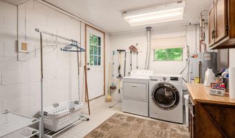 3502 Hazelton Etna Rd, Alexandria, OH 43001