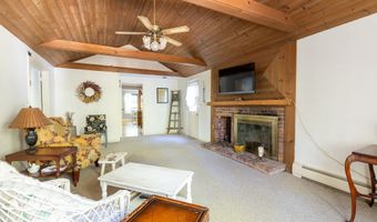 33 Forge Dr, Avon, CT 06001