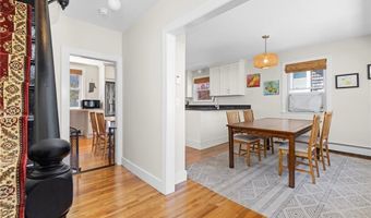 92 Franklin St, Bristol, RI 02809