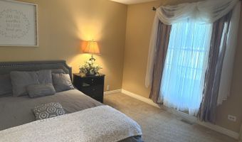 1525 Teri Ln, Algonquin, IL 60102