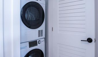 25 E 22ND St 207, Bayonne, NJ 07002