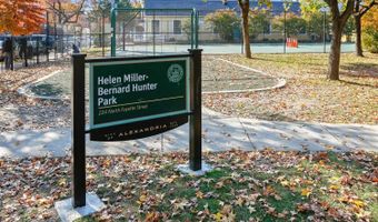 309 HOLLAND 327, Alexandria, VA 22314