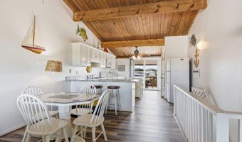 201 Freeman Ln A, Atlantic Beach, NC 28512