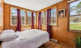 95 Bellwater Ave, Barton, VT 05822