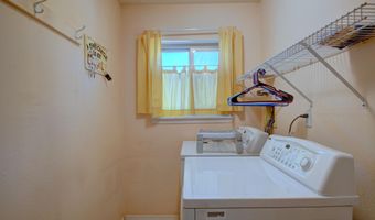 1855 MURRAY Loop, Bosque Farms, NM 87068