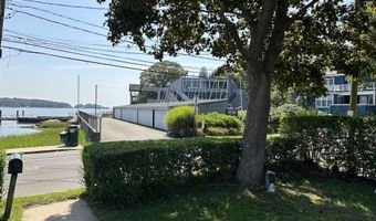 180 Clark Ave, Branford, CT 06405