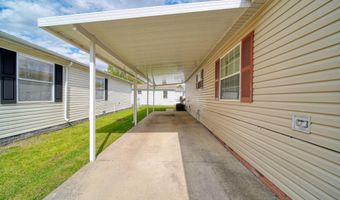 704 Hidden River Dr, Adrian, MI 49221