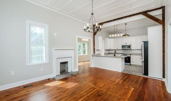100 Church St, Abbeville, SC 29620