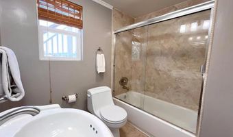 4275 Crestview Dr, La Mesa, CA 91941