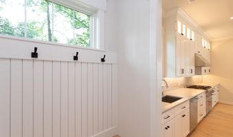 5511 POLLARD Rd, Bethesda, MD 20816