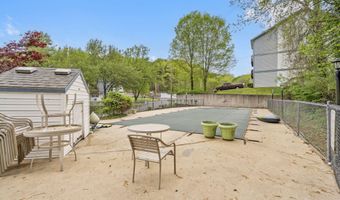 250 Berry Dr 13, Branson, MO 65616