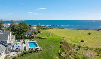 71 Cliff Dr, Narragansett, RI 02882