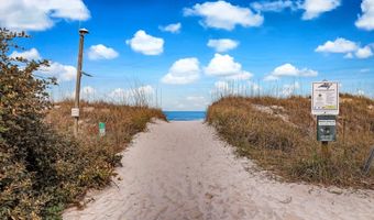 2058 BEACH Ave, Atlantic Beach, FL 32233