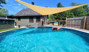 14 Helen St, Auburn, ME 04210