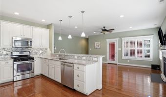 110 Giddy-Up Ln, Ashland, VA 23005
