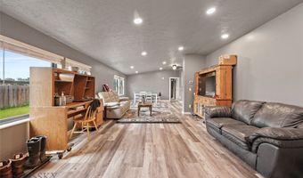 736 Cheery Dr, Belgrade, MT 59714
