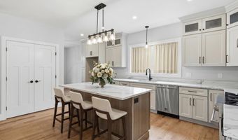 14 Stacey Ln 2, Chester, NH 03036