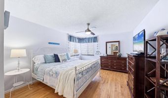 517 KUMQUAT Dr, Anna Maria, FL 34216