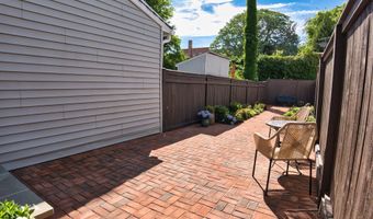 11 COLLEGE Ave, Annapolis, MD 21401