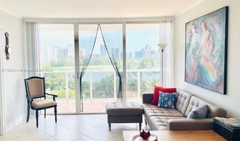 3675 N Country Club Dr 708, Aventura, FL 33180
