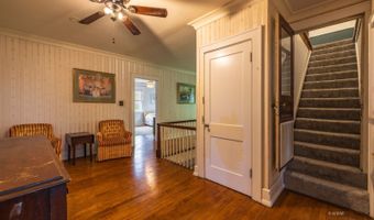 171 E State St, Athens, OH 45701