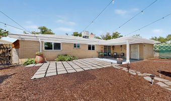 2814 Arizona St NE, Albuquerque, NM 87110