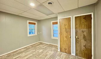 712 S C St, Arkansas City, KS 67005