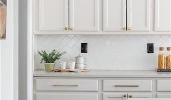 679 Lawton St SW, Atlanta, GA 30310