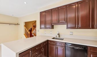 7445 GILLINGHAM ROW, Alexandria, VA 22315