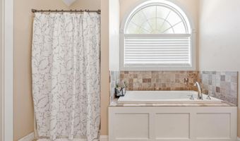 18 Lorden Rd, New Boston, NH 03070