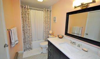 17 Village W Dr 11, Bristol, NH 03222