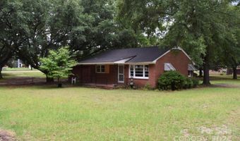 703 Blackmon St N, Bethune, SC 29009