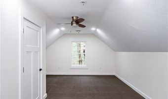 247 Glen Hill Dr, North Kingstown, RI 02874