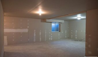 1392 Rich Ln, Blackfoot, ID 83221