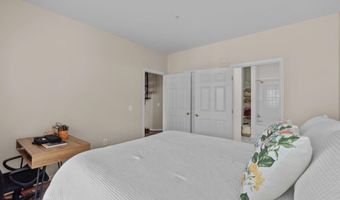 15612 EVERGLADE Ln 401, Bowie, MD 20716