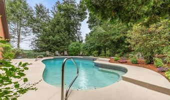 4 Wilbur Rd, Lincoln, RI 02865