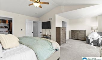 312 Redclover Ln, Allentown, PA 18104