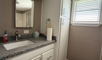 1700 S Cameron St, Alice, TX 78332