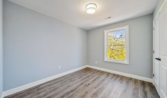 5 Dumaine Ave N, Nashua, NH 03063