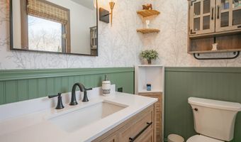 581 S Barnstead Rd, Barnstead, NH 03225